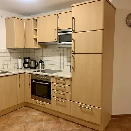 Victoria Apartment *